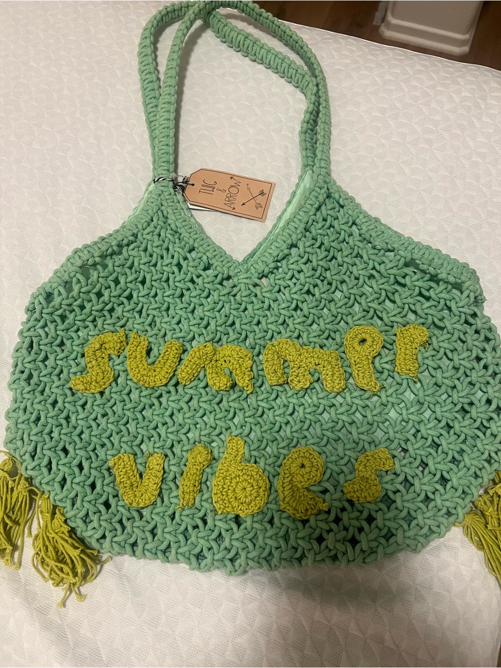 NWT Twig & Arrow “summer vibes” tote